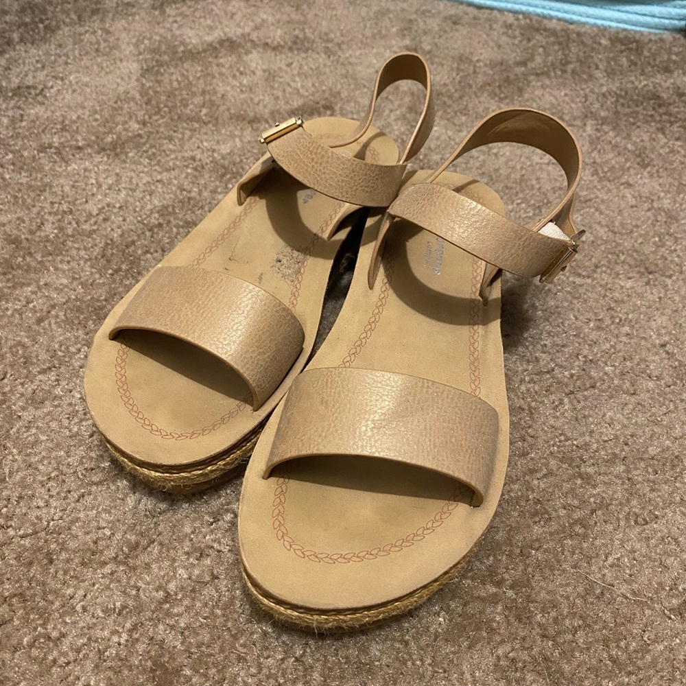 Women’s platforms